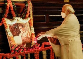 نیتاجی کے مجسمہ سے زیادہ اُن کے سیکولرنظریہ کا فروغ ضروری