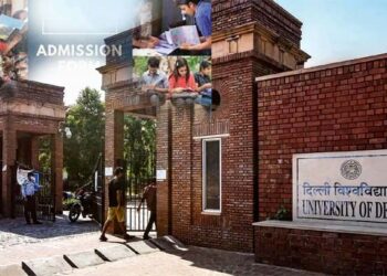 دہلی یونیورسٹی :کووڈ کے پیش نظر ’بلینڈڈ موڈ‘میں ہوسکتی ہیں کلاسیں