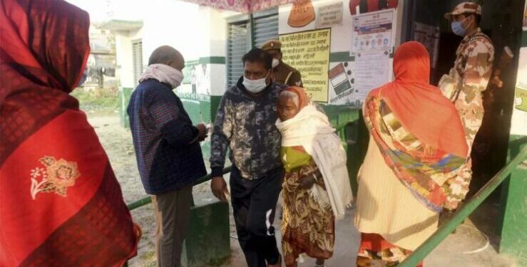 اترپردیش اسمبلی انتخابات : چوتھے مرحلے میں 59 نشستوں پر ووٹنگ شروع