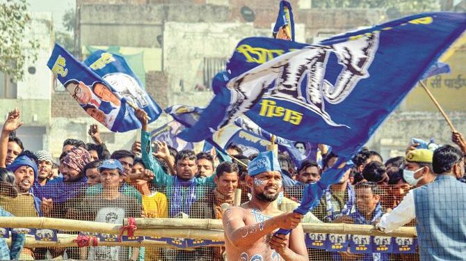 یوپی: پہلے مرحلہ سے ایک ہفتہ پہلے جا بجا ریلیاں اور پریس کانفرنس