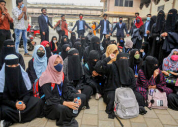 ہائی کورٹ میں بدھ کو نہیں ہوا فیصلہ،آج بھی ہوگی سماعت