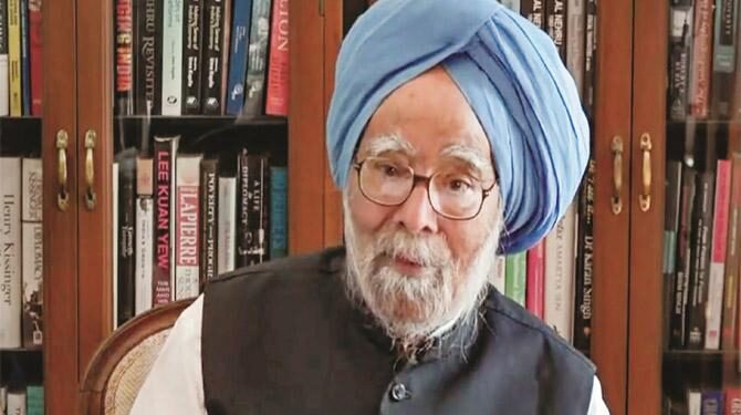 مودی سرکار غلطی مانے ، الزام تراشی نہ کرے