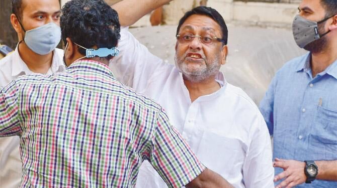 مرکزی ایجنسیوں سے لوہا لینے والے نواب ملک گرفتار