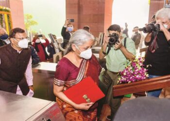 عام بجٹ میں ترقی کی نوید مگر عام آدمی کیلئے مایوسی