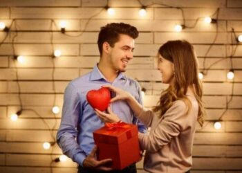 خدا کرے جوانی تیری بےداغ رہے