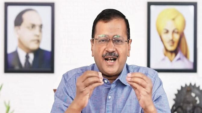 پنجاب : سرکاری دفاتر سے گاندھی کی تصویر ہٹانےپرتنقیدیں