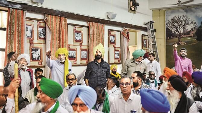 ؍ ۲۱ مارچ کو کسانوں کا ملک گیر احتجاج، آندولن پھر شروع ہوگا