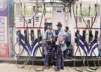 پیٹرول ڈیزل کے دام ۲۰؍ سے ۲۵؍ روپے تک بڑھنے کا اندیشہ