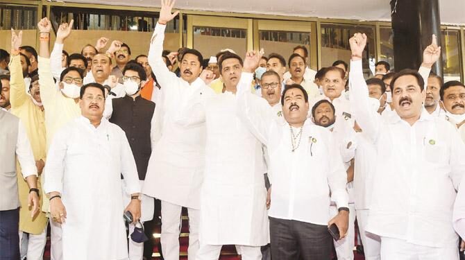 بجٹ اجلاس میں ہنگامہ ،گورنر کیخلاف احتجاج