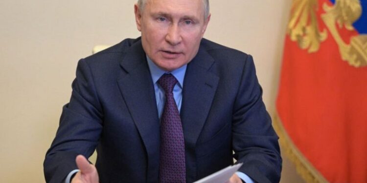 شہریوں پر حملہ کرنے والے آوارہ کتوں کو گولی مارنے کا وقت آگیا: روسی صدر