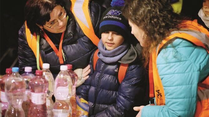 ؍ ۱۱سال کے یوکرینی بچے حسن کی ہمت، تنہا ایک ہزار کلومیٹر کا سفرطے کیا