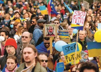 پوتن کو جنگ بندی پر آمادہ کرنے کیلئے عالمی پیمانے پر کوششیں تیز