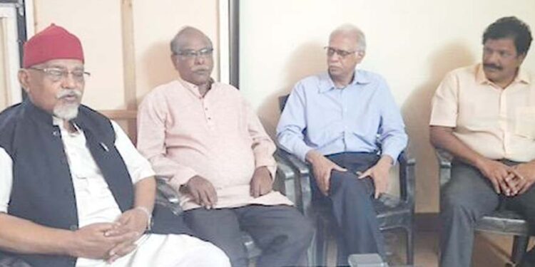 حضور نظام نے کیا نہیں دیا! موجودہ حکومتوں نے صرف پولیس اسٹیشن بنائے