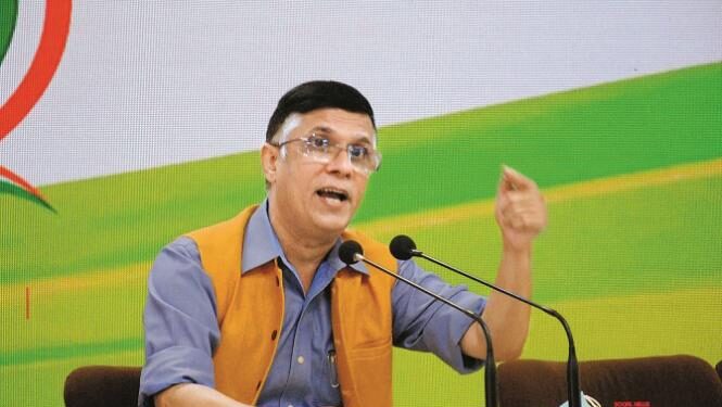 گجرات میں آپ اُمیدواروں کی فہرست بی جے پی دفتر میں تیار ہو رہی ہے: کانگریس