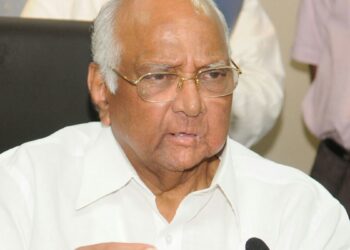 متنازع بیانات دینے والے گورنرسماج میں تنازع پیدا کرنا چاہتے ہیں:شردپوار