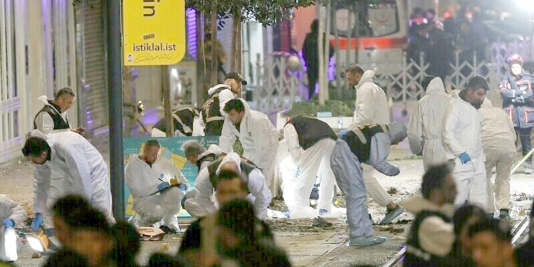 استنبول کے تقسیم اسکوائر میں دھماکہ، 6 افراد ہلاک