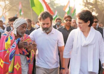 راہل گاندھی کی بھارت جوڑویاترا کھنڈوا ضلع تک پہنچ گئی ، پرینکا گاندھی بھی شامل