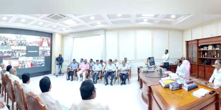 تلنگانہ میں 8 میڈیکل کالجس کا چیف منسٹر نے افتتاح کیا