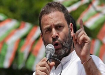 ڈاکٹر وید پرتاپ ویدک: ساورکر: راہل کا کوئی قصور نہیں