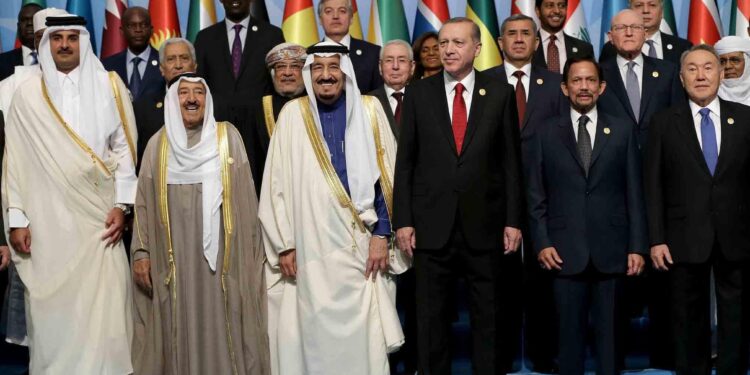 مسلم دنیا: خلفشار اور ترکِ تعلق کا خاتمہ