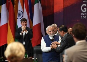 عبیداللّٰہ ناصر: ہر موقع کو ایونٹ بنا دینا اسکی سنجیدگی اور بردباری کو ختم کر دیتا ہے