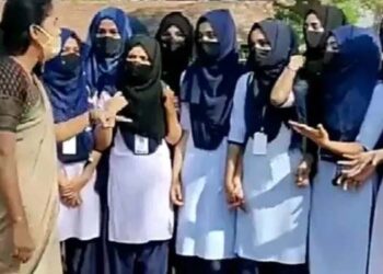 کرناٹک:حجاب تنازع سےکالجوں میں50فیصد مسلم اسٹوڈنٹس گھٹے