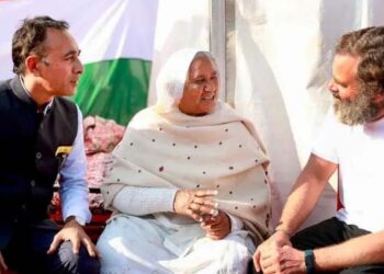 مایاوتی کی NO کے بعد راہل کی کانشی رام کی بہن سے ملاقات