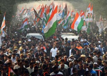 حمنہ کبیر: ’لوگ ساتھ آتے گئے اور کارواں بنتا گیا‘