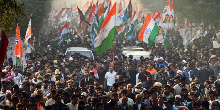 حمنہ کبیر: ’لوگ ساتھ آتے گئے اور کارواں بنتا گیا‘