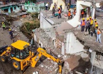 بے قابو تعمیرات سےجوشی مٹھ تباہی کے دہانے پر:ماہرین