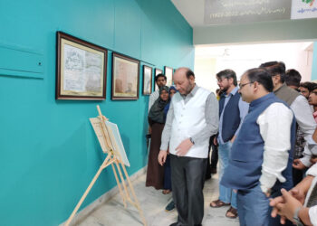مانو کے شعبہ صحافت میں “پنڈت ہری ہردت فوٹو گیلری کا افتتاح”