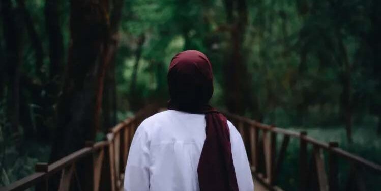 منبر و محراب سے کی جانے والی نصیحتیں بے اثر کیوں؟