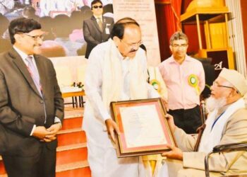 ایک صاحب طرز ادیب وصحافی مولانا نور عالم خلیل امینی