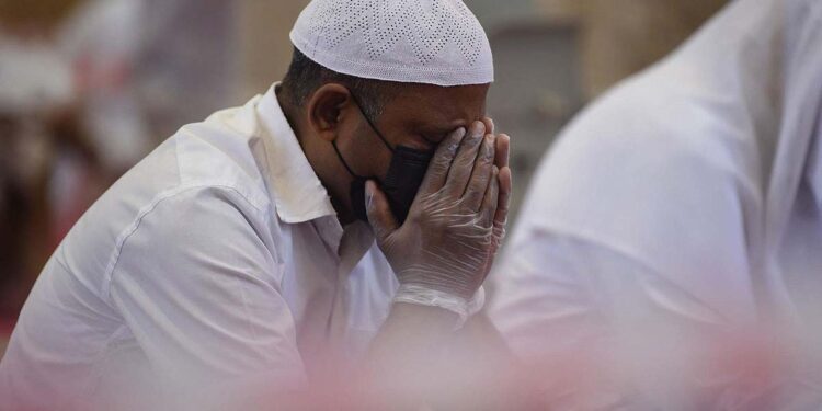 مصیبت و پریشانیاں کیوں آتی ہیں ؟