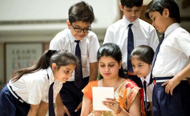 نمبروں کی دوڑ میں پستی صلاحیتیں