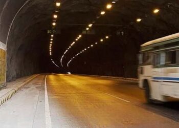 دہلی سے ممبی صرف بارہ گھنٹے میں ،ایکسپریس کا پہلا مرحلہ مکمل