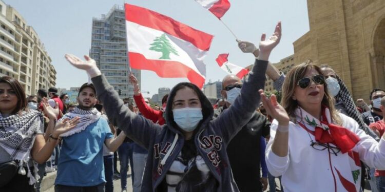 لبنان: سیاسی اور اقتصادی بحران کے خاتمہ کیلئے سفارتی کوششیں