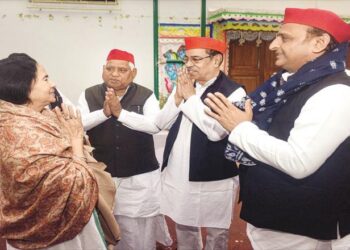 ممتا بنرجی اوراکھلیش یادو کی ملاقات