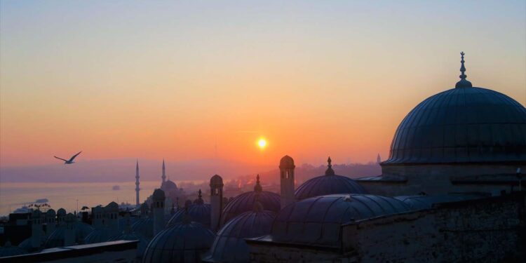 مریضوں کی تیمارداری انسانیت کا عظیم فریض