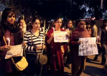 وفا کی دیوی آج تشدد کا شکار