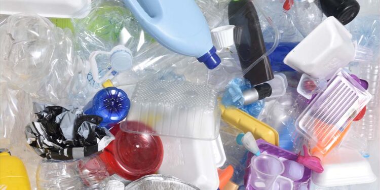 فالتو پلاسٹک کو قیمتی نینو ذرات میں بدلنے والی ٹیکنالوجی تیار