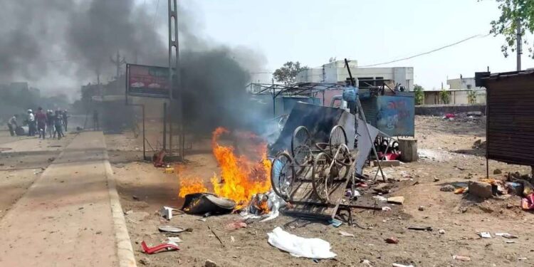 تہواروں کو شرانگیزی میں بدلنے سے مسخ ہوتی ملک کی شبیہ