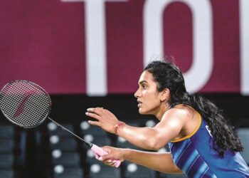 سری کانت، سندھو کوارٹر فائنل میں، دھرو۔ ارجن باہر