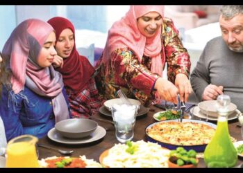 رمضان میں بسیارخوری سے کیسے بچا جائے؟