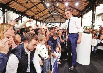 جمہوریت میں ہمارا اور یورپی اقوام کا طرزِ فکرو عمل