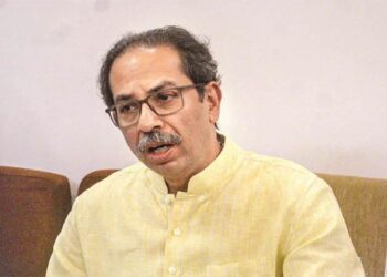 بی جے پی پہلے ہندوتوا کے نام پر فساد کرواتی ہے پھر سیکولر بننے کا ڈراما کرتی ہے