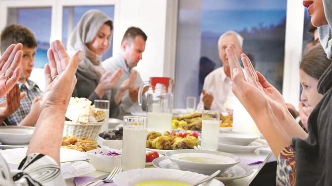 رمضان المبارک: چار ہفتوں کا بہترین تربیتی کیمپ