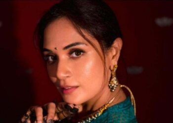 رچا چڈھا نے فلم آئینہ کی شوٹنگ کا آغاز کیا