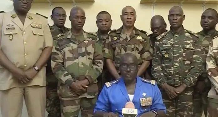 نائیجر: منتخب حکومت کا تختہ پلٹ، جنرل اقتدار پر قابض : ایم اے کنول جعفری