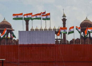 سر فخر سے اونچا کیوں نہ ہو؟: صبیح احمد